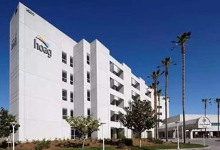 爾灣生美寶,選擇了霍格醫院 馬里內斯庫醫生